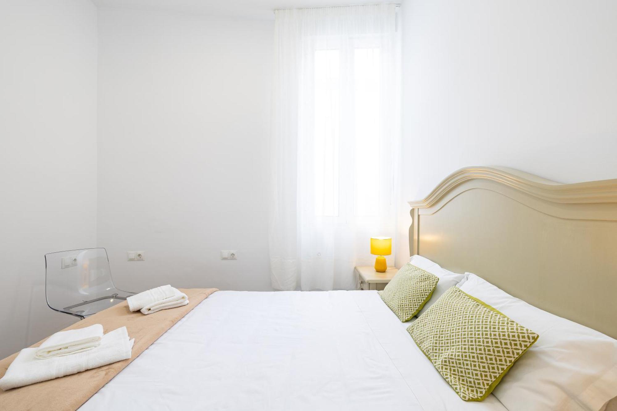 Apartamento Jacaranda Malaga Ngoại thất bức ảnh