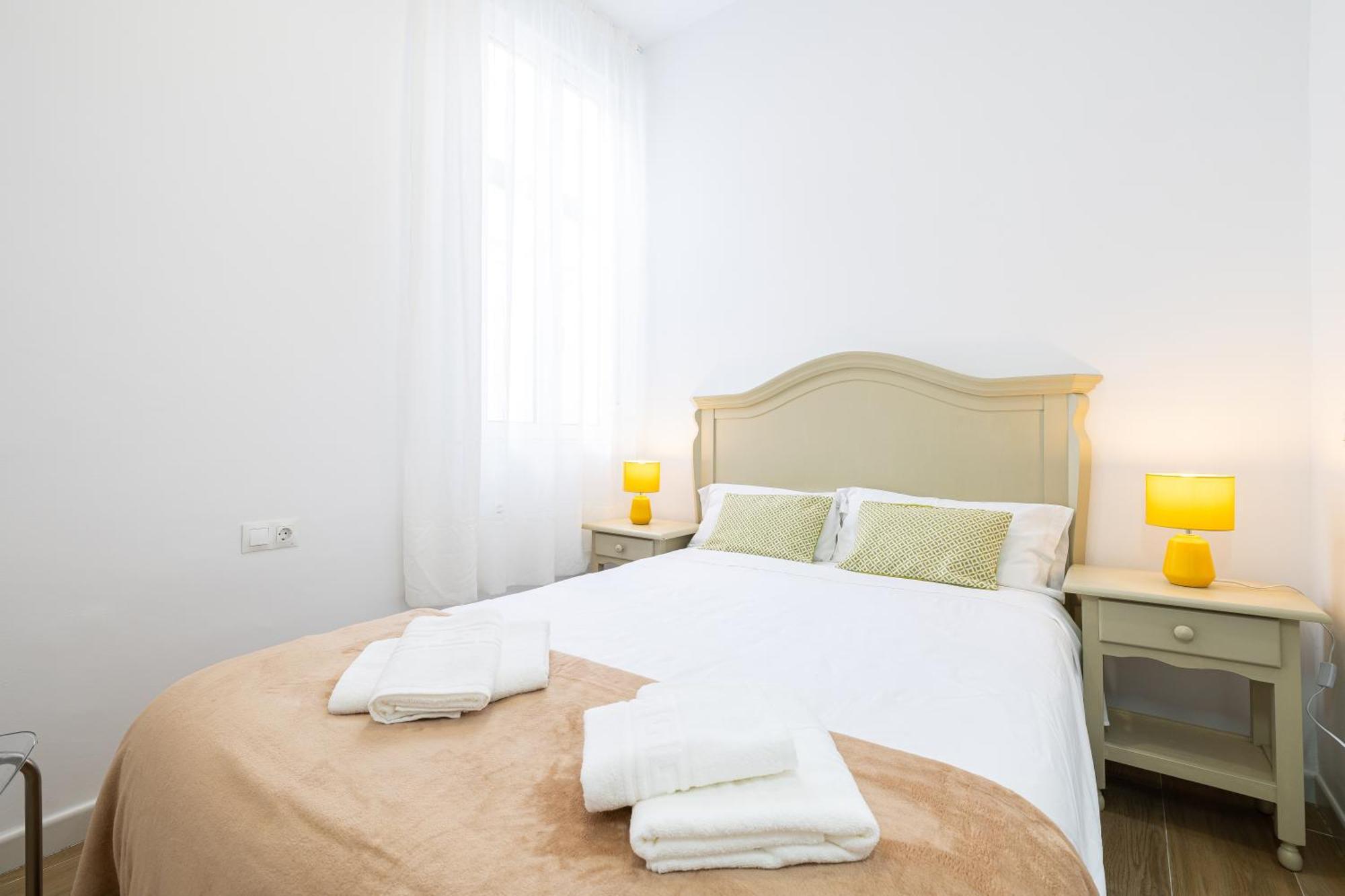 Apartamento Jacaranda Malaga Ngoại thất bức ảnh